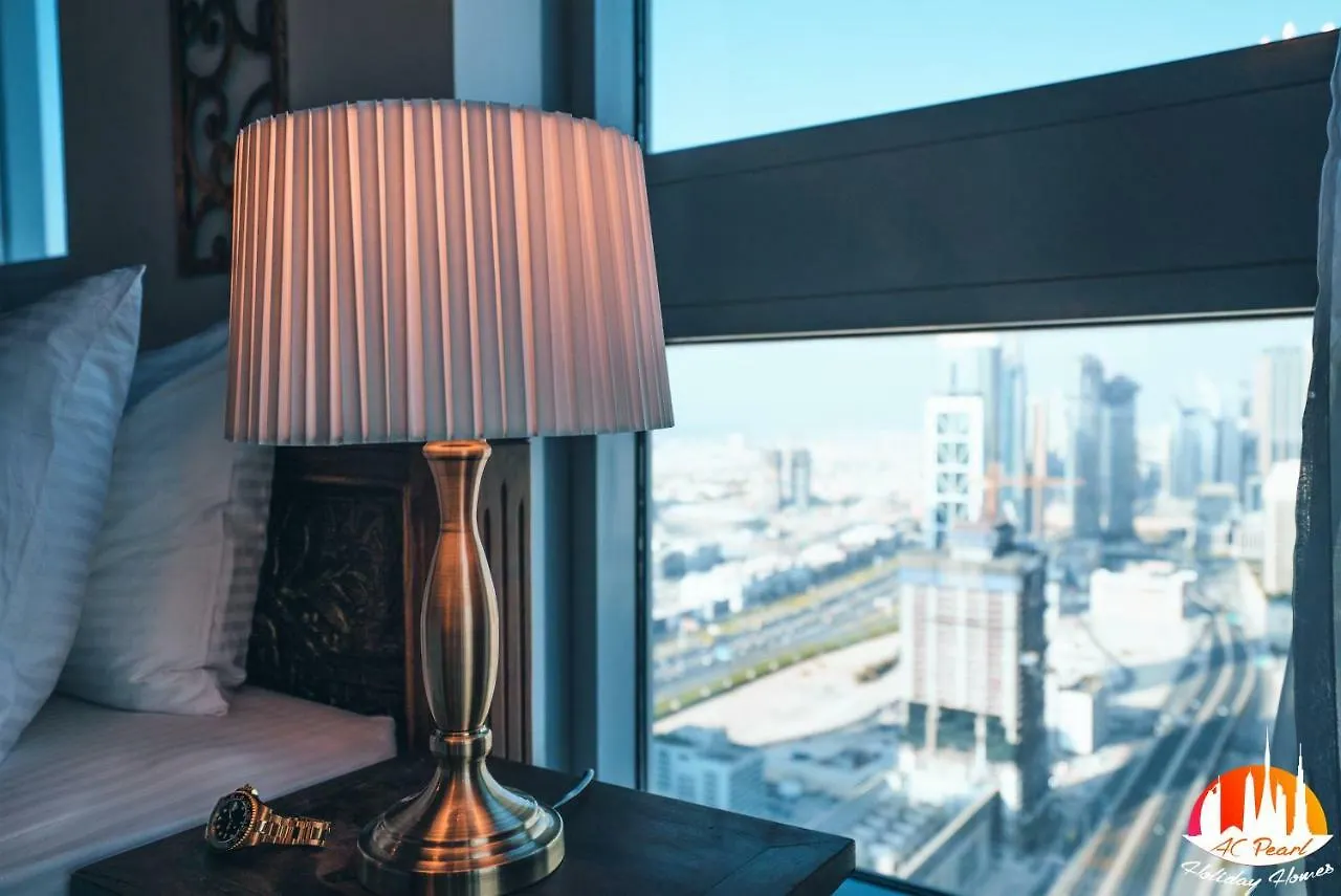 Apartamento A C Pearl Holiday Homes - The Loft With Burj Khalifa View Dubái