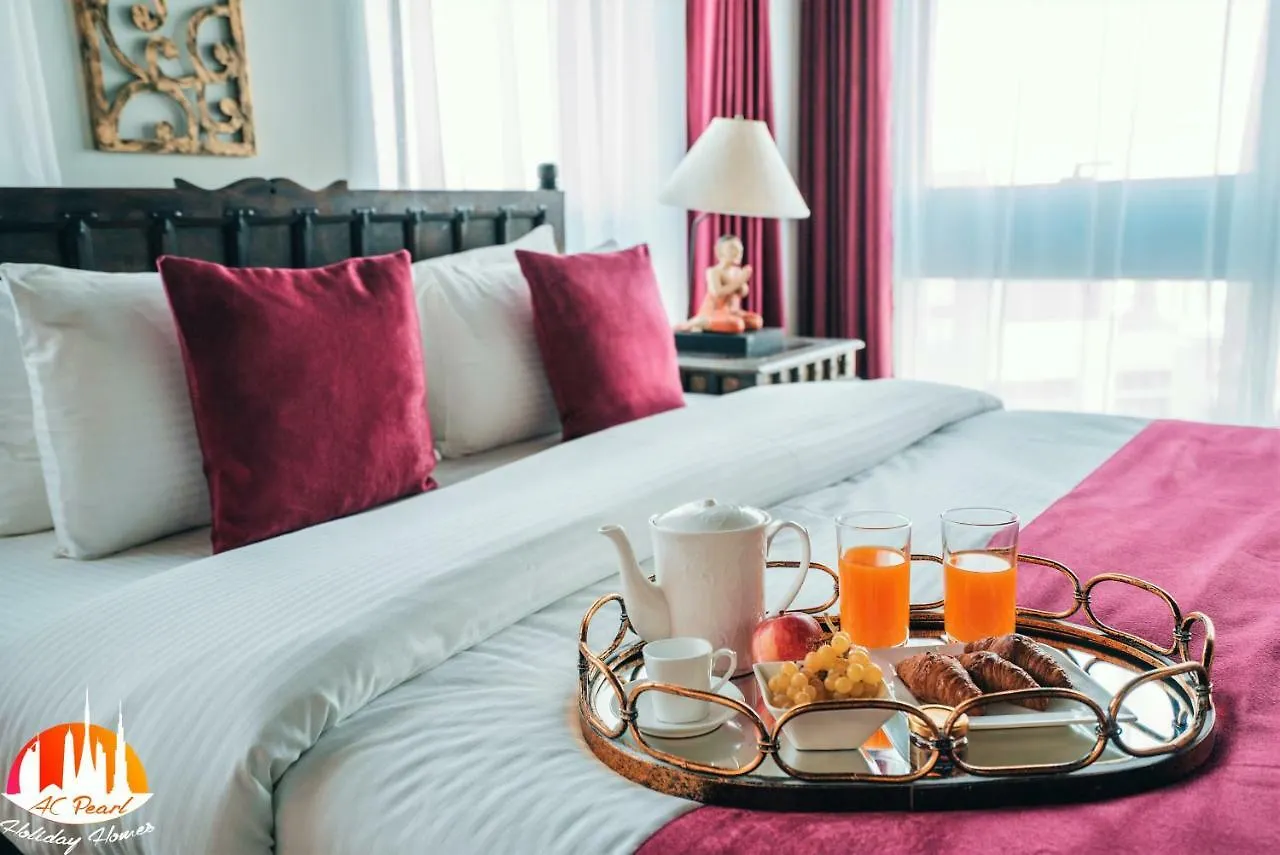 A C Pearl Holiday Homes - The Loft With Burj Khalifa View Dubái Apartamento